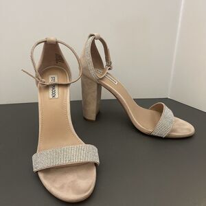 Steve Madden Kalina Beige/Tan SuedeSilver Rhinestone Chunky‎ Heel Sandals 10 EUC